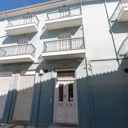 Magnolia - Apartment In Calamata Exterior foto